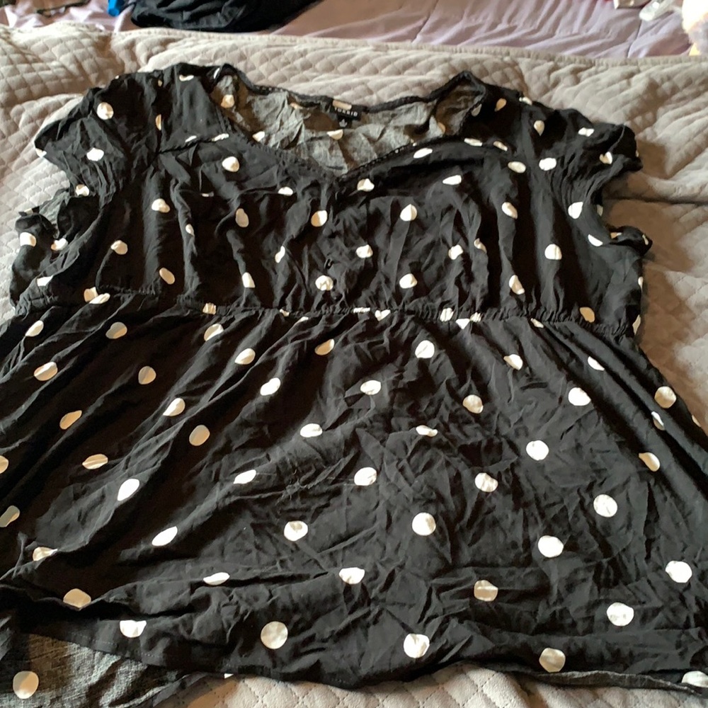 Torrid polka dot shirt